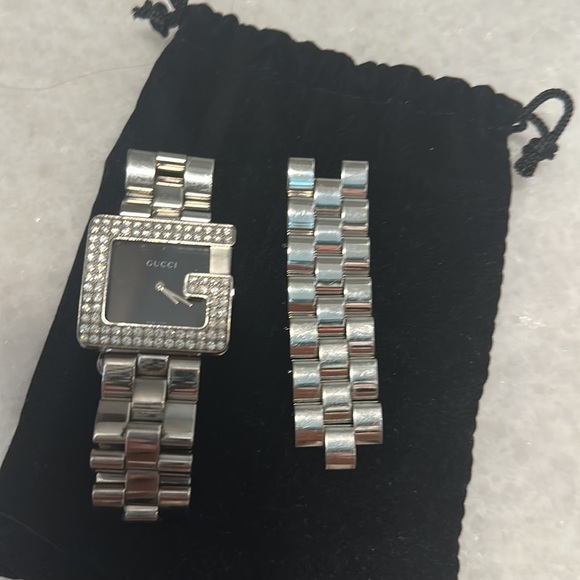 Gucci 3600M G Diamond Bezel Stainless Steel Watch - Picture 8 of 9